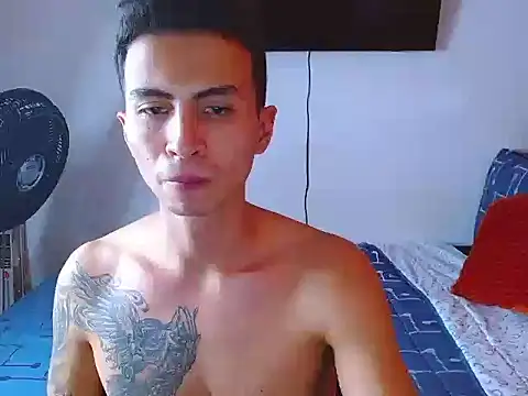 Velk hot online show from 04-30-26, 08:27
