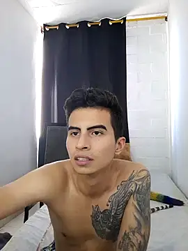 Snapshot of Velk_hot chatting on 12-06-24, 08:45 Velk hot online show from 12-06-24, 08:45