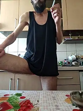 Snapshot of vulpe8400 chatting on 02-19-25, 09:39 vulpe8400 online show from 02-19-25, 09:39