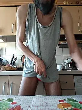 Snapshot of vulpe8400 chatting on 03-22-25, 11:42 vulpe8400 online show from 03-22-25, 11:42