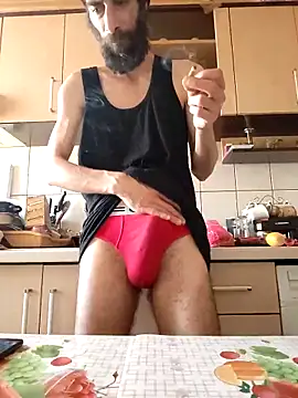 Snapshot of vulpe8400 chatting on 03-15-25, 06:14 vulpe8400 online show from 03-15-25, 06:14