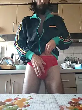 Snapshot of vulpe8400 chatting on 10-30-25, 06:12 vulpe8400 online show from 10-30-25, 06:12