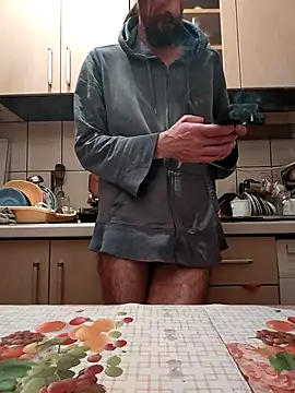 Snapshot of vulpe8400 chatting on 02-28-26, 12:10 vulpe8400 online show from 02-28-26, 12:10