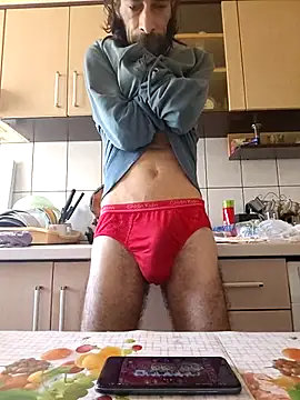 Snapshot of vulpe8400 chatting on 09-21-25, 09:36 vulpe8400 online show from 09-21-25, 09:36