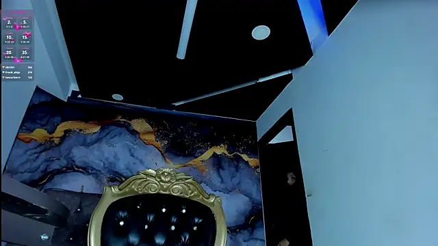 LuciaMoretti  online show from 10-03-25, 12:28