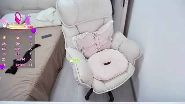 Feifei-cn online show from 06-26-26, 01:17