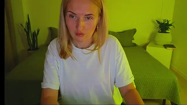 AlisssaRose online show from 03-18-25, 11:31