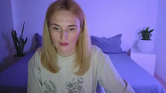 AlisssaRose online show from 03-21-25, 06:51