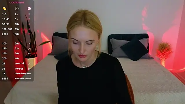 AlisssaRose online show from 10-01-25, 09:29