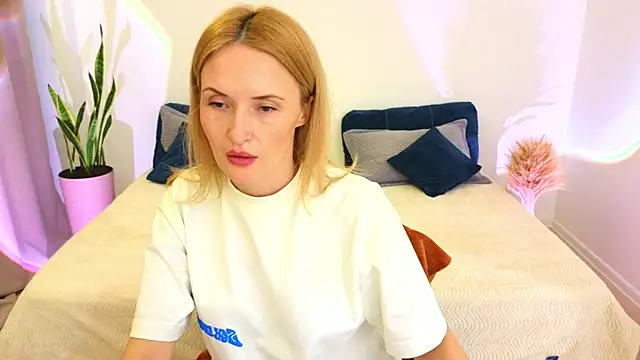 AlisssaRose online show from 03-28-26, 08:43