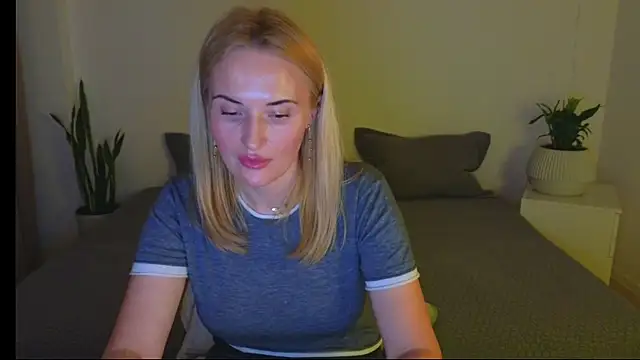 AlisssaRose online show from 03-15-25, 07:59