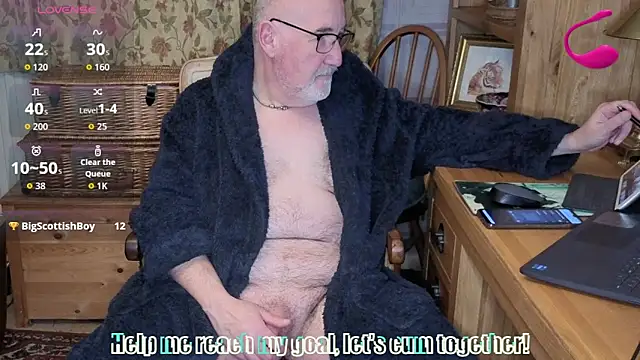 Adamdaddybear online show from 02-21-26, 09:39