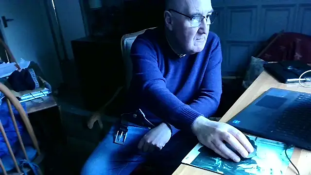 Adamdaddybear online show from 02-21-25, 12:49