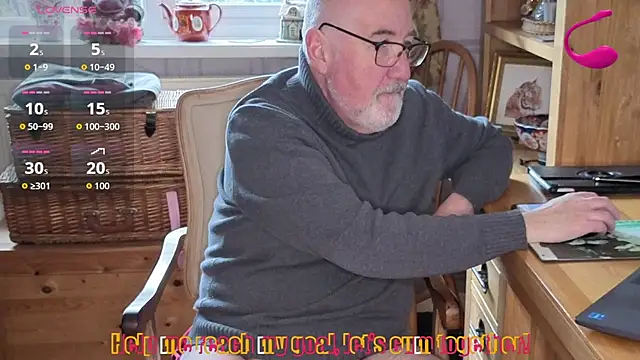 Adamdaddybear online show from 02-26-26, 02:28