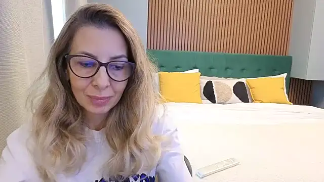 SukyGirl online show from 02-02-26, 11:42