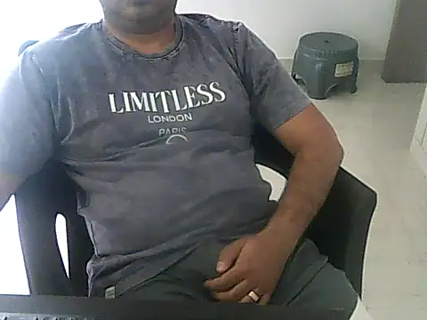 cryptoman1119 online show from 02-26-26, 07:41