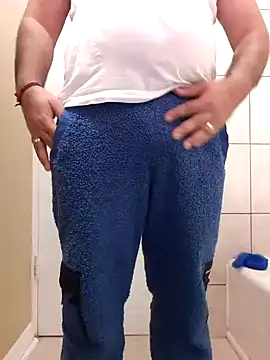 cryptoman1119 online show from 02-04-25, 06:49