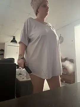 Sweetleeahxx online show from 03-08-26, 11:57