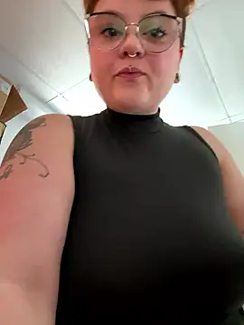 Sweetleeahxx online show from 01-08-26, 05:41