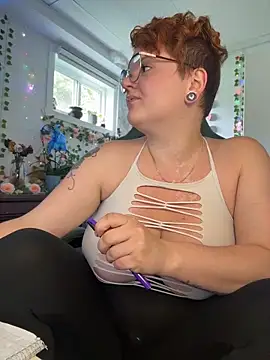 Sweetleeahxx online show from 06-19-26, 01:39