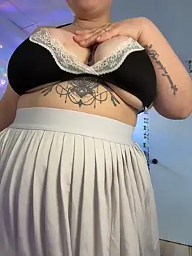 Sweetleeahxx online show from 05-21-26, 01:08