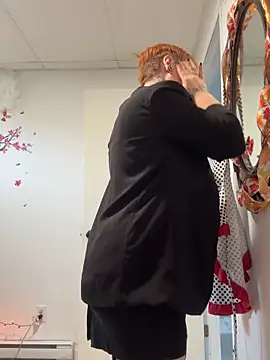 Sweetleeahxx online show from 10-14-25, 01:23