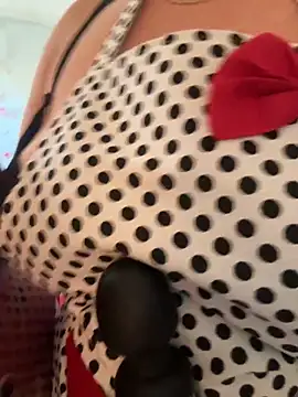 Sweetleeahxx online show from 10-07-25, 01:34