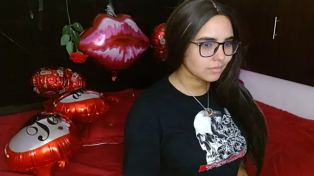 Snapshot of Miapeyton chatting on 02-07-25, 07:38 Miapeyton online show from 02-07-25, 07:38