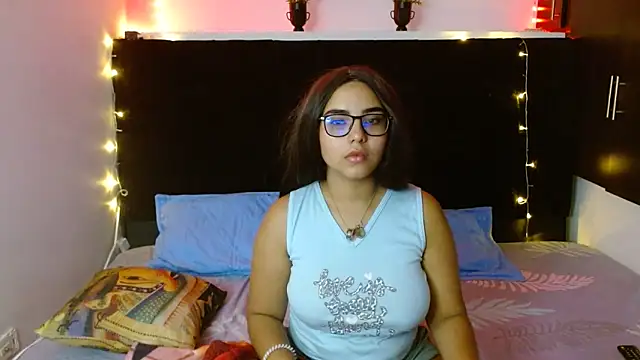 Snapshot of Miapeyton chatting on 01-28-25, 11:49 Miapeyton online show from 01-28-25, 11:49