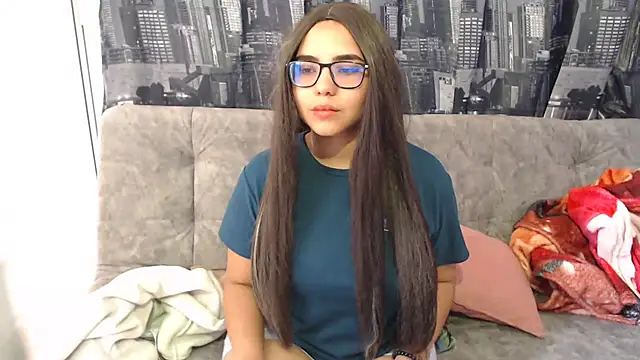 Snapshot of Miapeyton chatting on 01-29-25, 03:37 Miapeyton online show from 01-29-25, 03:37