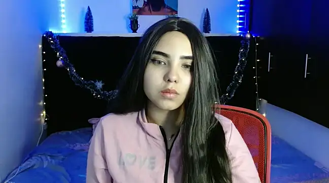 Snapshot of Miapeyton chatting on 12-23-24, 08:57 Miapeyton online show from 12-23-24, 08:57