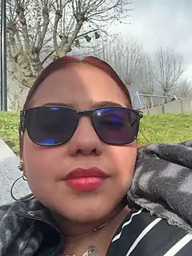 Snapshot of Miapeyton chatting on 03-18-25, 03:33 Miapeyton online show from 03-18-25, 03:33