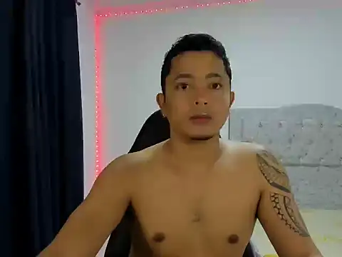 Snapshot of Michael_Acosta chatting on 10-26-25, 02:01 Michael Acosta online show from 10-26-25, 02:01