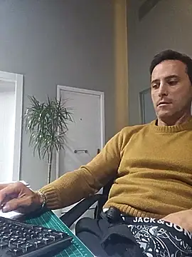 Lucas   81 online show from 01-07-26, 07:41