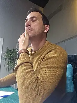 Lucas   81 online show from 01-08-26, 08:04