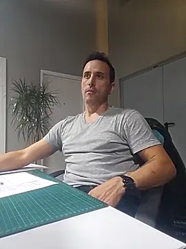 Lucas   81 online show from 11-26-25, 07:14