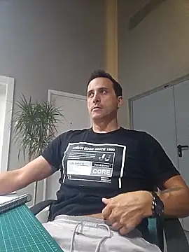 Lucas   81 online show from 11-13-25, 07:18