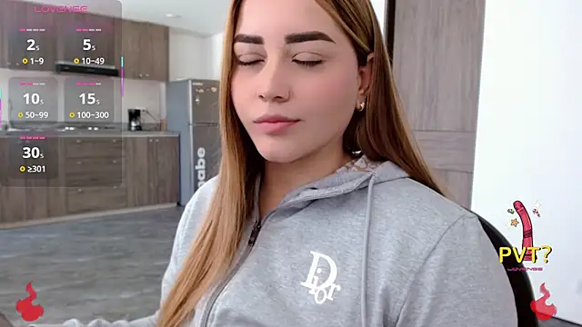 Snapshot of Lucia_star__ chatting on 11-29-25, 03:45 Lucia star online show from 11-29-25, 03:45