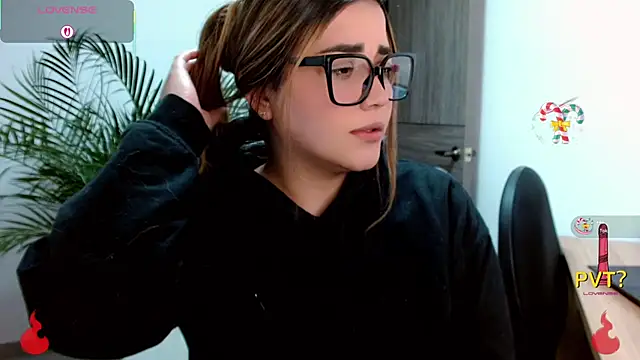 Lucia star   online show from 03-14-26, 11:44