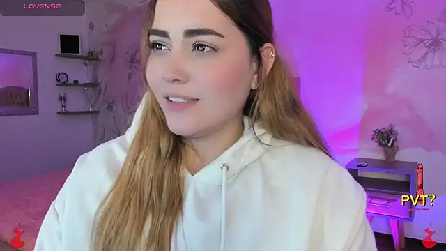 Snapshot of Lucia_star__ chatting on 02-12-25, 06:08 Lucia star online show from 02-12-25, 06:08