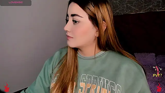 Snapshot of Lucia_star__ chatting on 01-15-25, 07:12 Lucia star online show from 01-15-25, 07:12