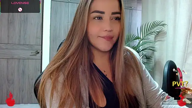 Snapshot of Lucia_star__ chatting on 02-10-26, 12:26 Lucia star online show from 02-10-26, 12:26