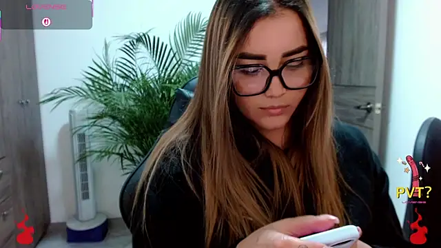 Snapshot of Lucia_star__ chatting on 03-03-26, 10:39 Lucia star online show from 03-03-26, 10:39