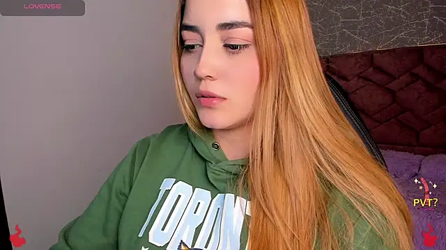 Snapshot of Lucia_star__ chatting on 01-23-25, 10:54 Lucia star online show from 01-23-25, 10:54