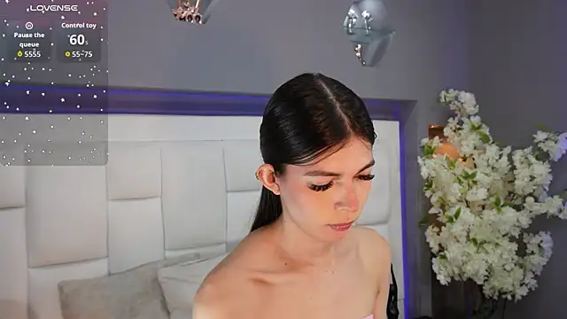 CuteAri online show from 01-06-26, 08:46