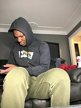 Festivitiesking1 online show from 11-11-25, 01:17