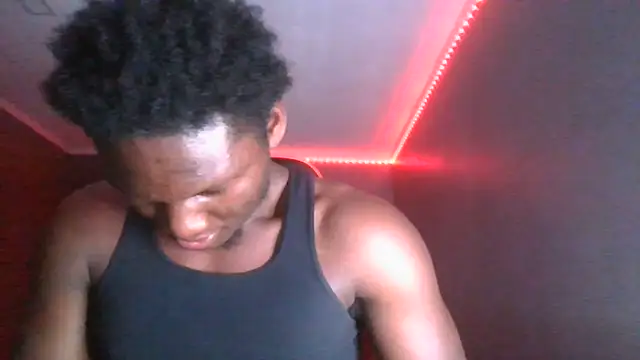 Snapshot of Festivitiesking1 chatting on 06-03-26, 02:34 Festivitiesking1 online show from 06-03-26, 02:34