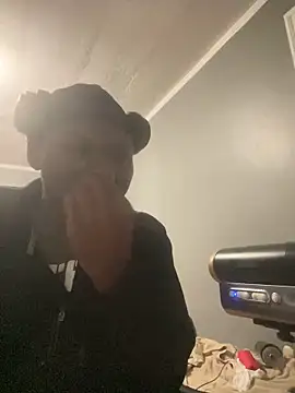 Festivitiesking1 online show from 11-27-25, 02:01