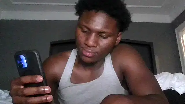 Festivitiesking1 online show from 10-10-25, 12:33