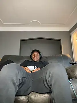 Festivitiesking1 online show from 11-12-25, 01:26